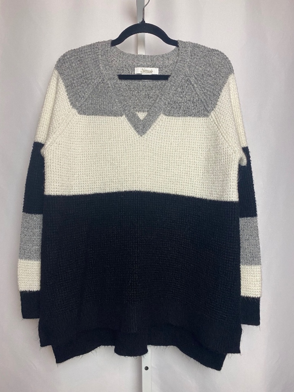 Natural Reflections Black | White | Grey Tahoe Thermal V-Neck Cozy Sweater L